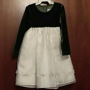 Girls dress